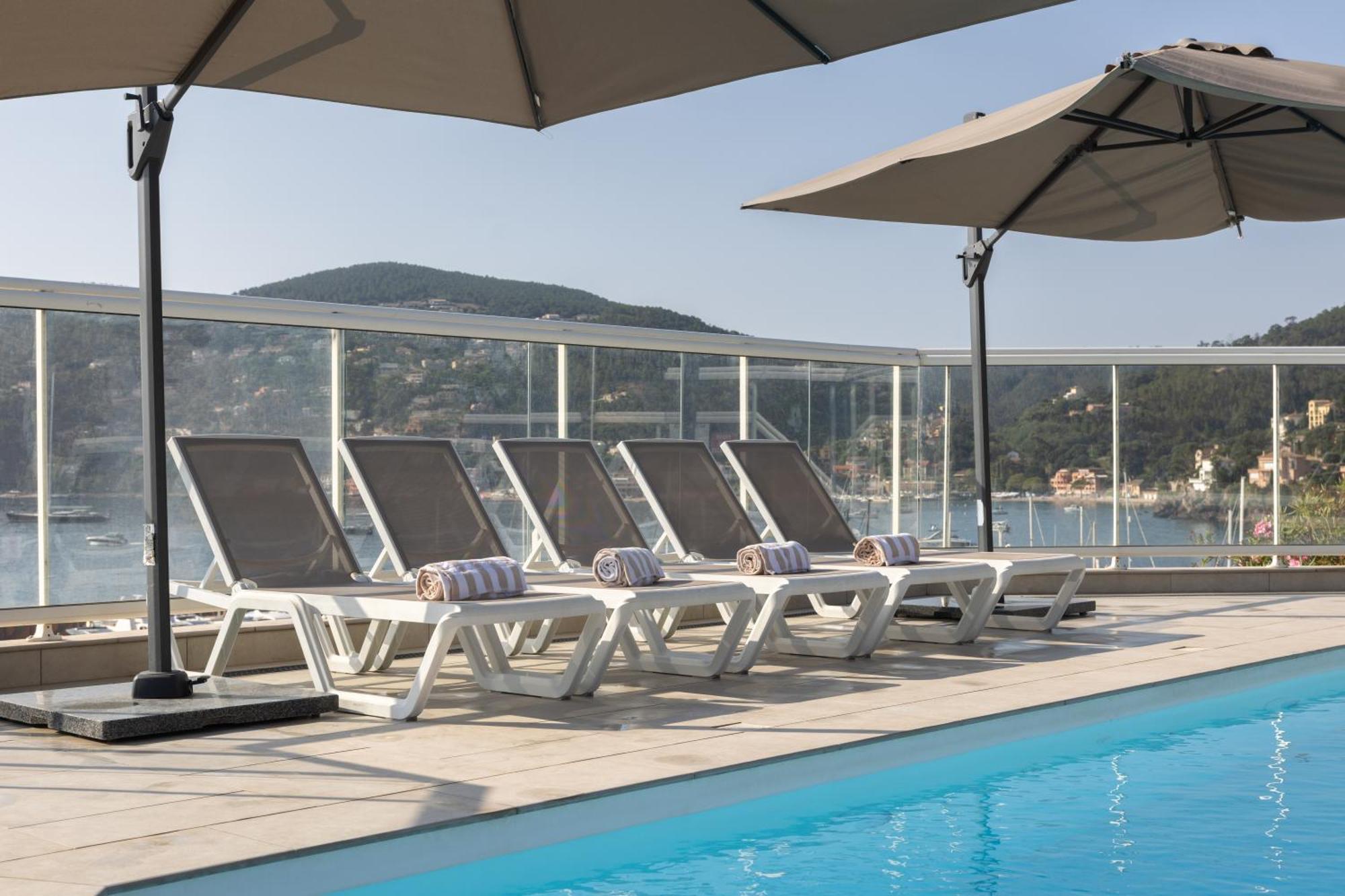 Riviera Beach Hotel Mandelieu-La Napoule Exterior photo